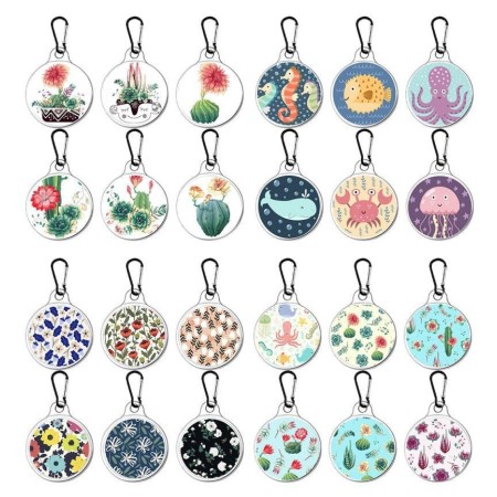 Fundas para AirTag con Dibujos y Mosquetón · Diseños Variados | Wephone
